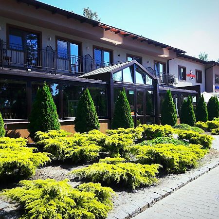 לינה וארוחת בוקר ויאלן זאוברז'אנסקי Santana Club מראה חיצוני תמונה